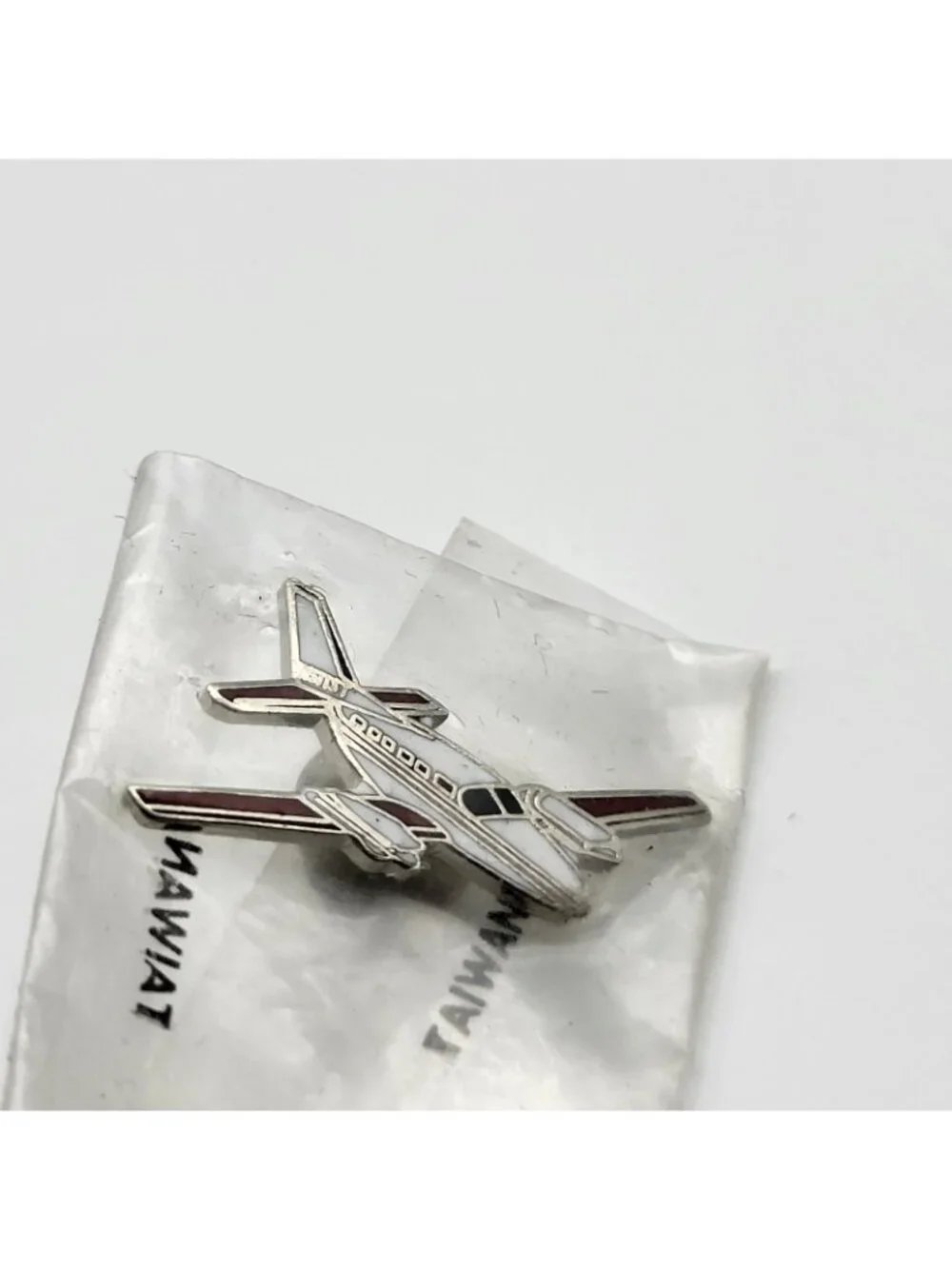 Vintage Beechcraft Enamel Airplane pin Pilot Tie tack